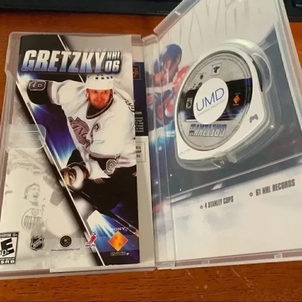 PSP GRETZKY NHL 06 ⭐️